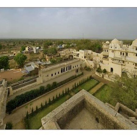 Hotel Fort Begu Begun Exterior foto